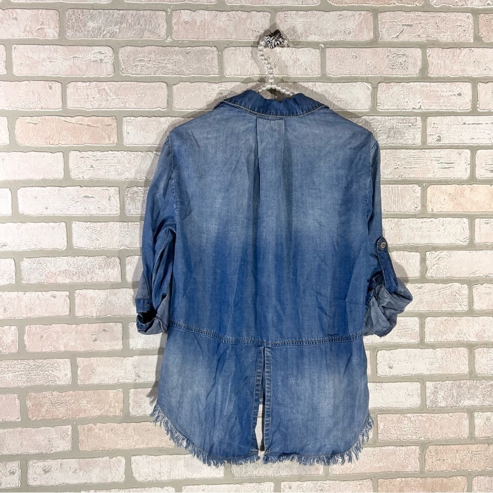 Anthropologie Cloth & Stone Chambray Raw Hem Button Front Shirt Size XS - Picture 7 of 12